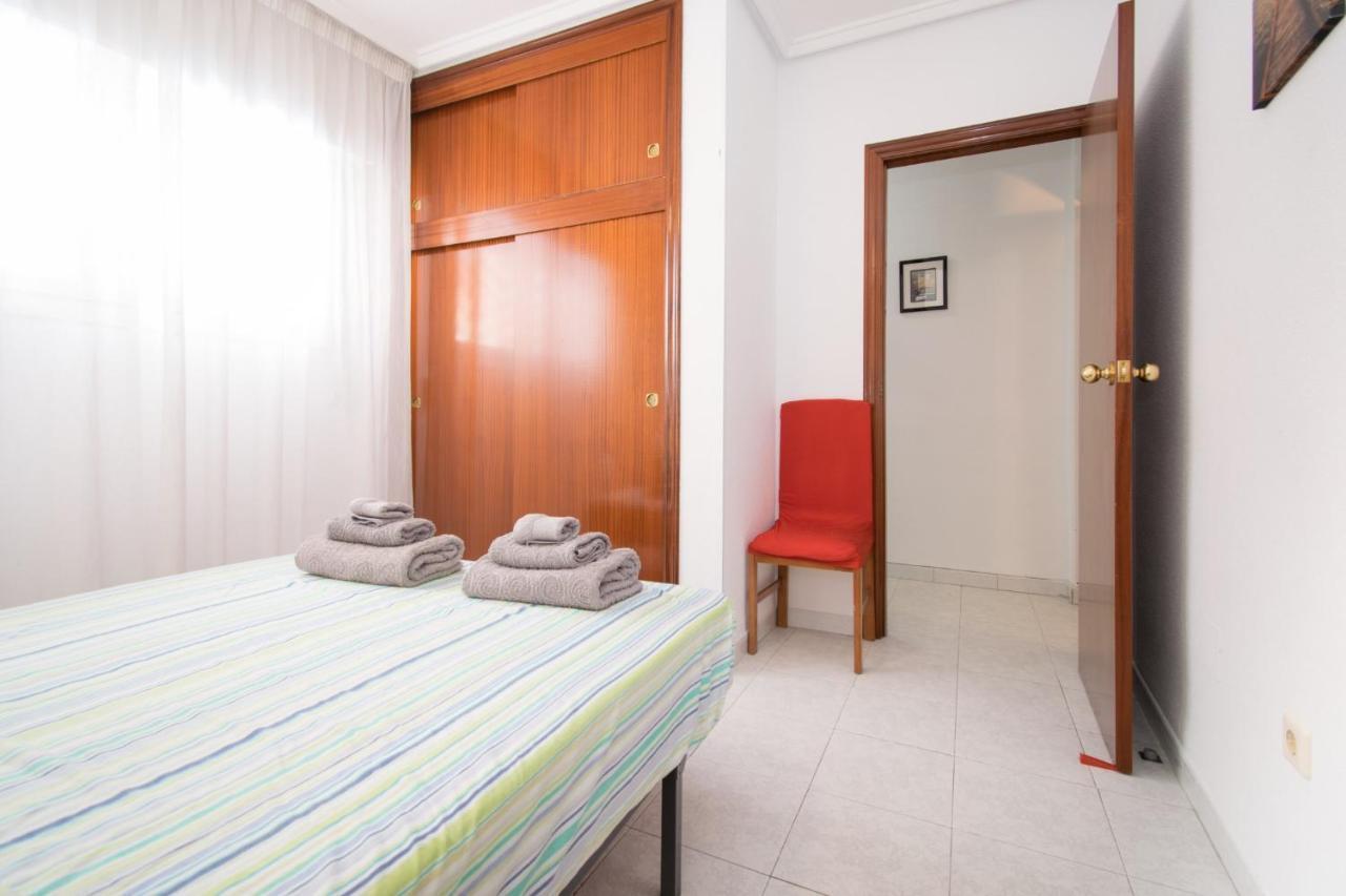 016 Happiness Apartment - Alicante Holiday Torrevieja Eksteriør billede